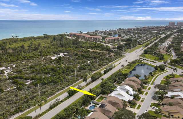 111 Seashore Drive Gallery 3