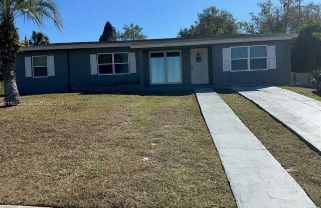 1011 Gerona Ave photos photos