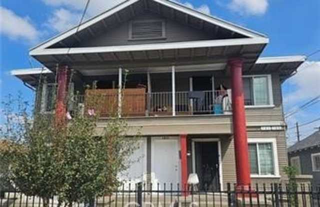 183 E 35th - 183 East 35th Street, Los Angeles, CA 90011