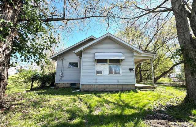 1602 Katherine St photos photos