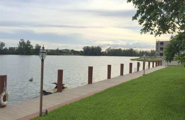 1100 Crystal Lake Drive unit: 110 photos photos 1100 Crystal Lake Drive unit: 110 photos photos