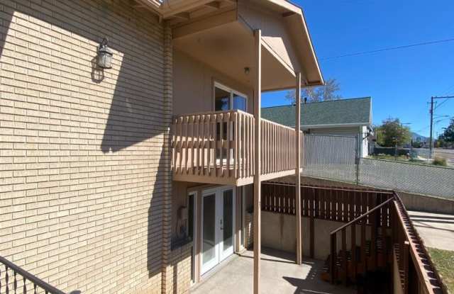 Spacious 2-Bedroom Home in Roy! $350 Off of First Month's Rent! photos photos