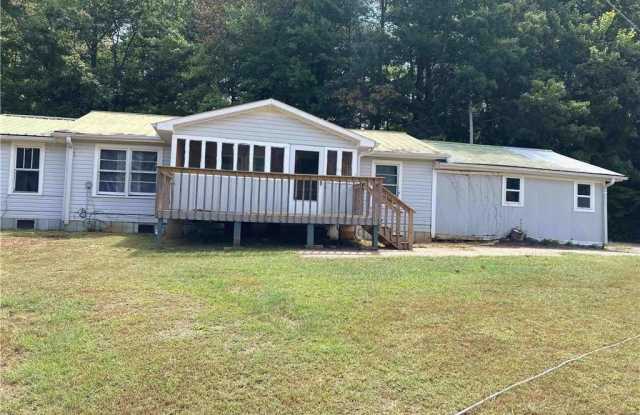 1047 Horton Road Gallery 3