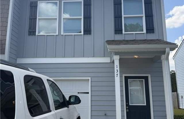 137 Village Green Drive NW photos photos 137 Village Green Drive NW photos photos