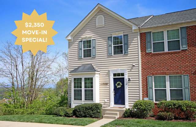 Pet-Friendly End-Unit Pantops Townhome - $2,350 Move-in Special Offered! photos photos