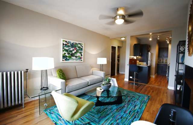 426 West Belmont Avenue Gallery 4