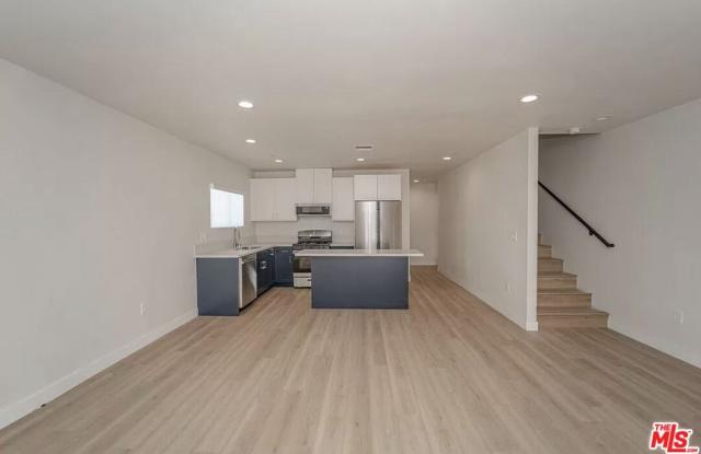 204 E 29th St photos photos