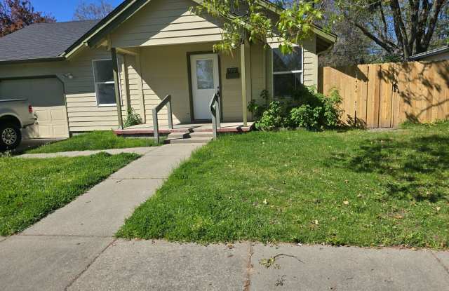 2 bedroom 1 bath for Rent in Grants Pass photos photos