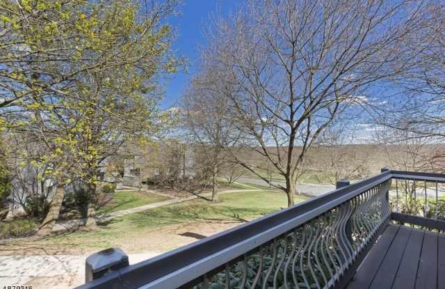 158 FIRETHORNE TRL Gallery 3