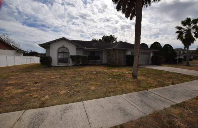 This charming 3 Bedroom, 2 Bath Single Family Home For Rent at 7706 Indian Ridge Trail S. Kissimmee, FL 34747 photos photos