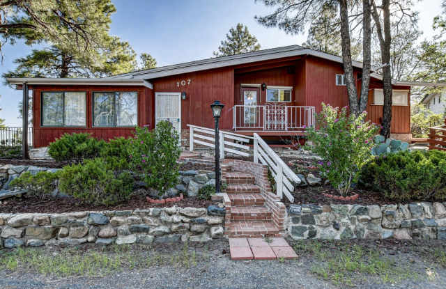 Move in special! 1/2 month off your first full month of rent if you move in on or before 10/24/2025. photos photos