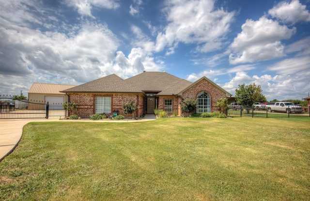 262 Saddlebrook Court photos photos