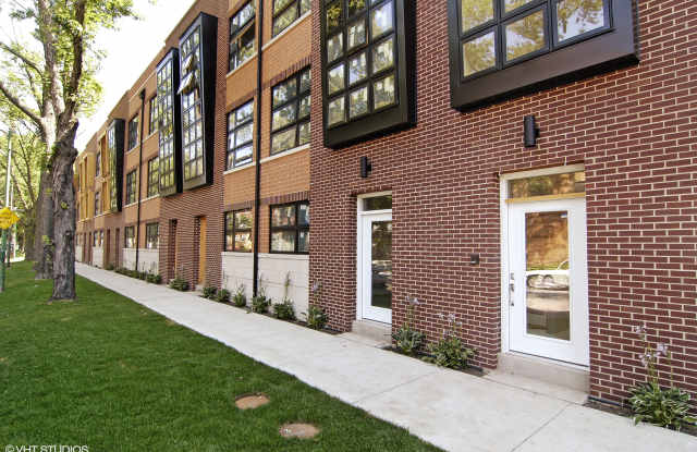 7209 N Oakley Ave photos photos