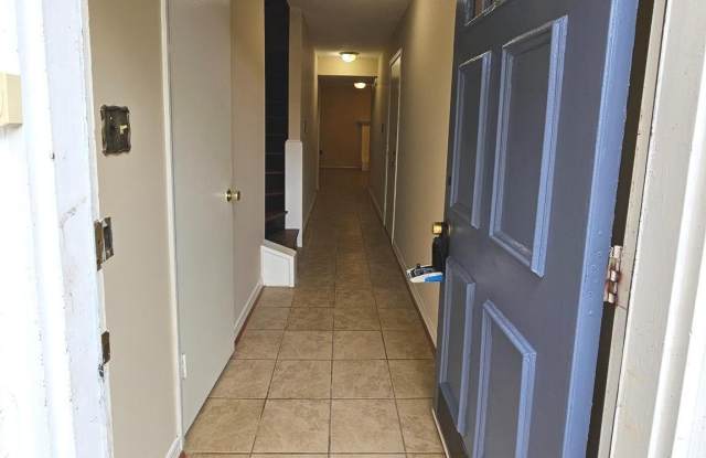 4430 AIRLIE WAY Gallery 2