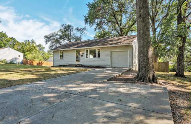 1105 Northeast 67 Terrace Gallery 2