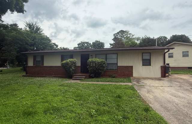 Section 8 approved 4 bedroom 2 bath house minutes from Downtown Huntsville AL! photos photos