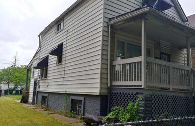 7842 S Champlain Avenue Gallery 2