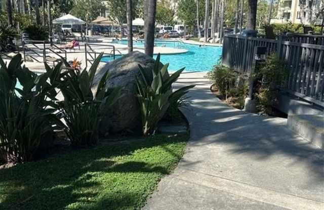 5500 Owensmouth Avenue photos photos
