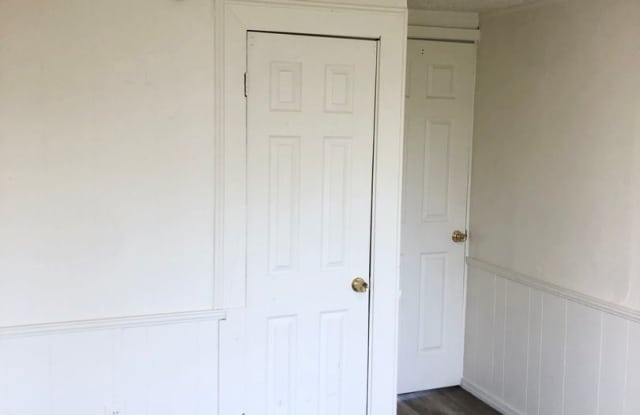 102 Haven Street Gallery 2