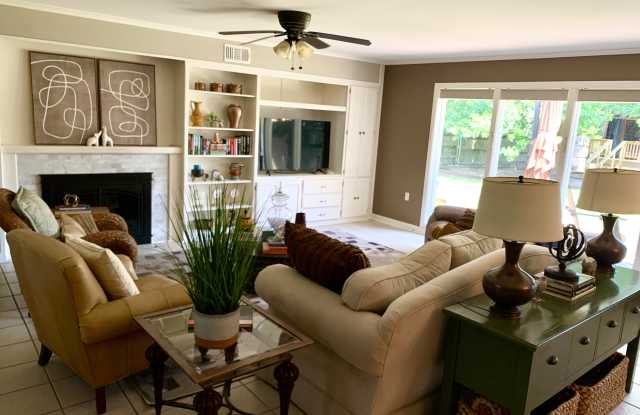 37 Pine Manor Drive photos photos