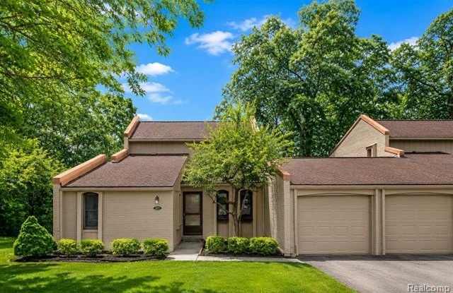 2971 MOON LAKE Drive Gallery 1
