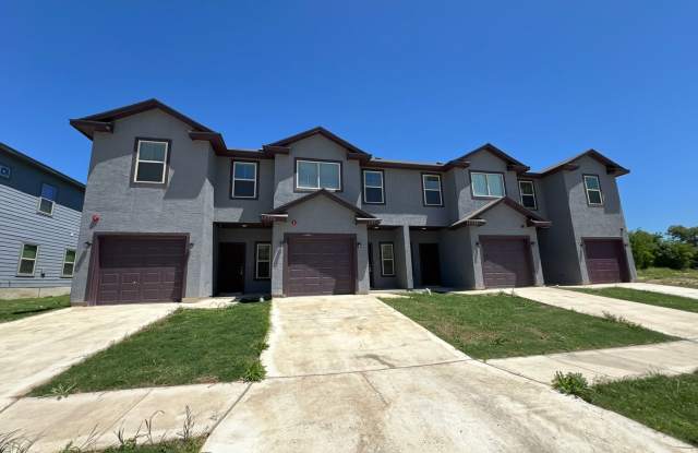 3-bedroom, 2.5-bathroom townhome in Live Oak! photos photos