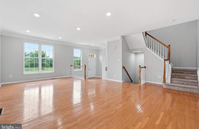 25196 WHIPPOORWILL Terrace Gallery 3