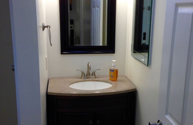 385 Burnham Rd - 385 Burnham Road, Ventura County, CA 93022