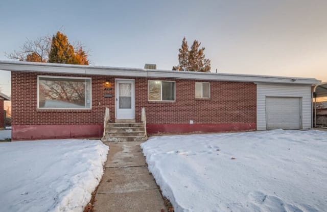 419 Paul Avenue - 419 Paul Avenue, Layton, UT 84041