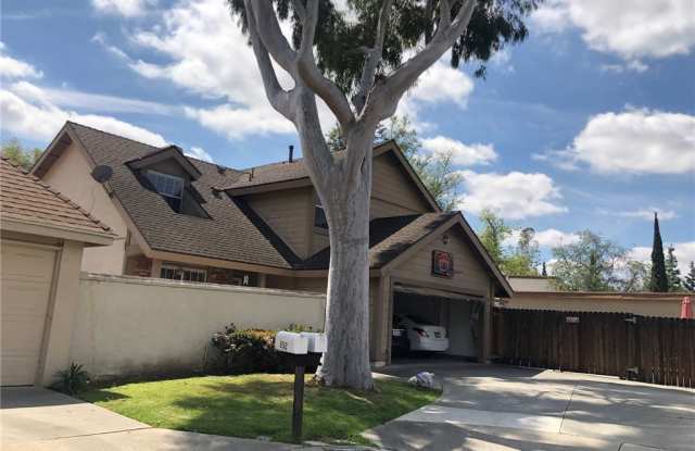 652 W Palm Drive - 652 West Palm Drive, Placentia, CA 92870