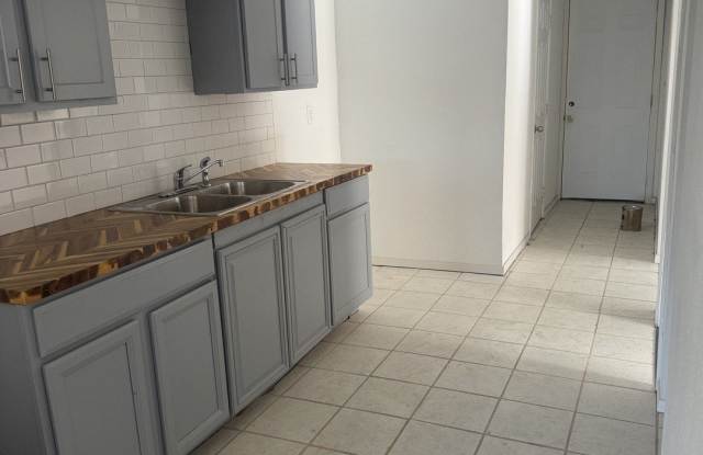1218 Gardina Gallery 4