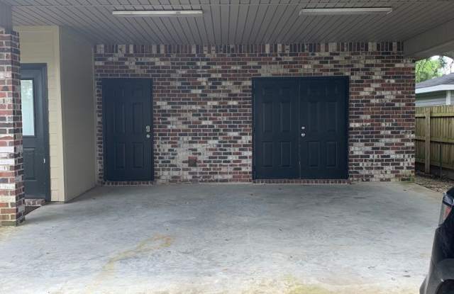 Custom Built 3/2 located in Lake Charles Gallery 3