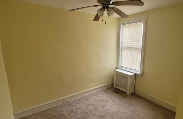 5424 Diamond Street Gallery 4