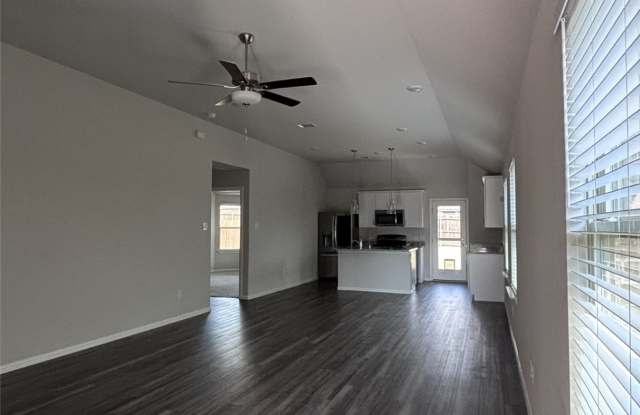 424 Delmar Drive Gallery 3