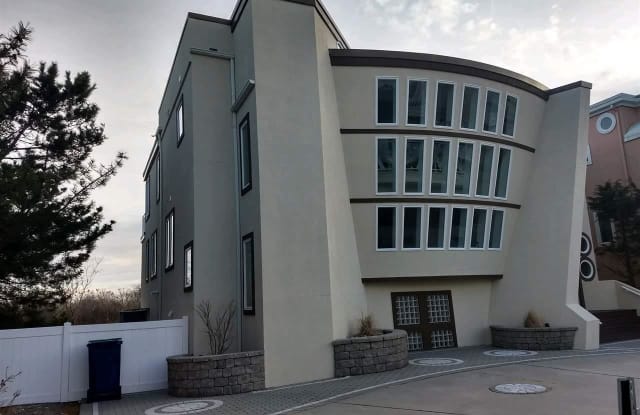 305 DOLPHIN DRIVE - 305 Dolphin Drive, Brigantine, NJ 08203