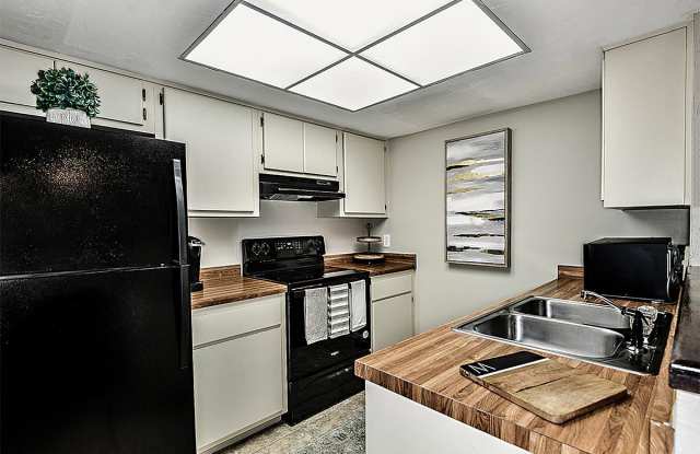 Lakewood Villas Gallery 3