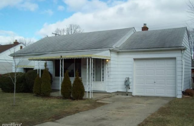 27300 Woodmont St - 27300 Woodmont Street, Roseville, MI 48066