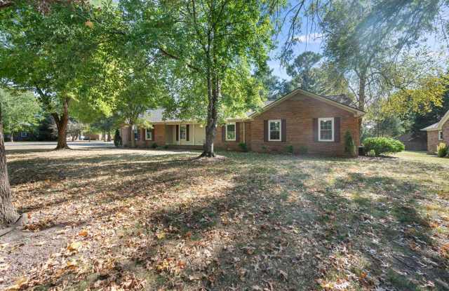 703 Princess Ct Gallery 4