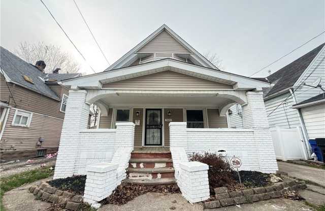 3876 W 17th Street photos photos