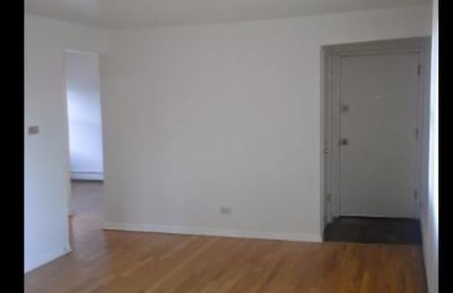 7824 S Shore Dr Gallery 3