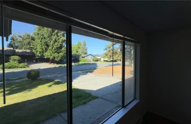 3 bedroom 1 bathroom in Mount Vernon Gallery 3