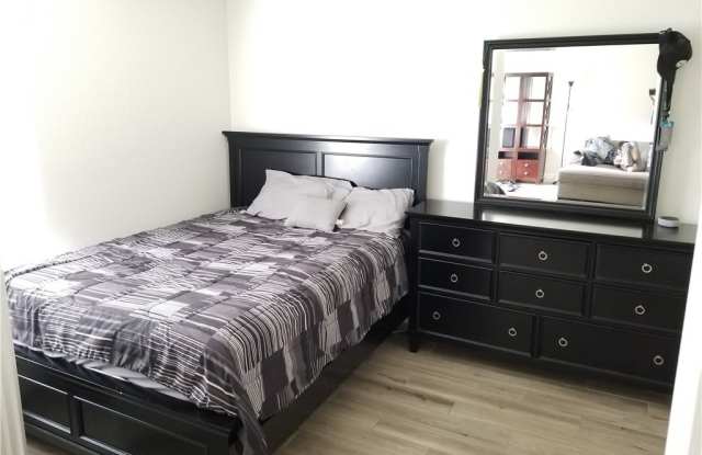 708 Jaywood Court Gallery 4