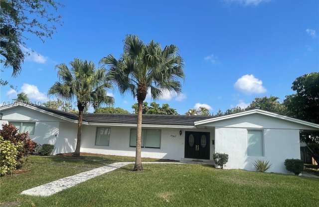 7361 SW 117th Ter photos photos 7361 SW 117th Ter photos photos