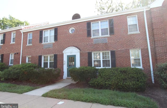 203 E GLEBE ROAD - 203 East Glebe Road, Alexandria, VA 22305
