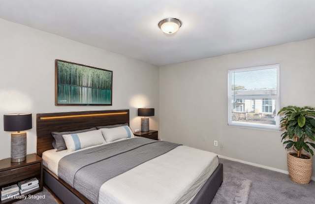 Ravenwood Apartments Gallery 2