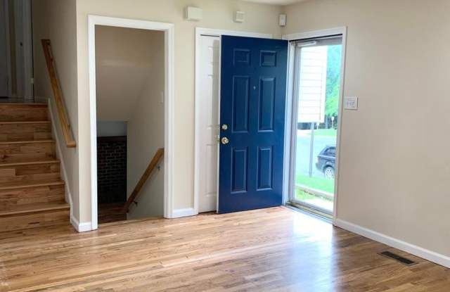 26 BLACKBURN CT Gallery 2