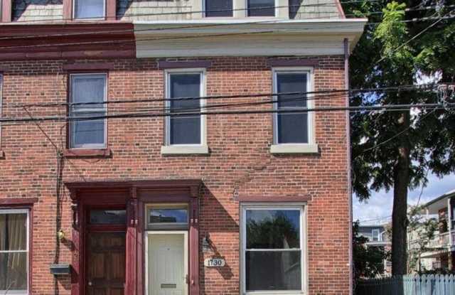 Beautiful 3 Bedroom on Susquehanna photos photos