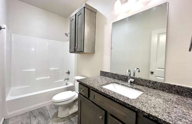 5534 Kemper Street photos photos