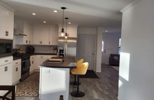 1167 Candida Road Gallery 4