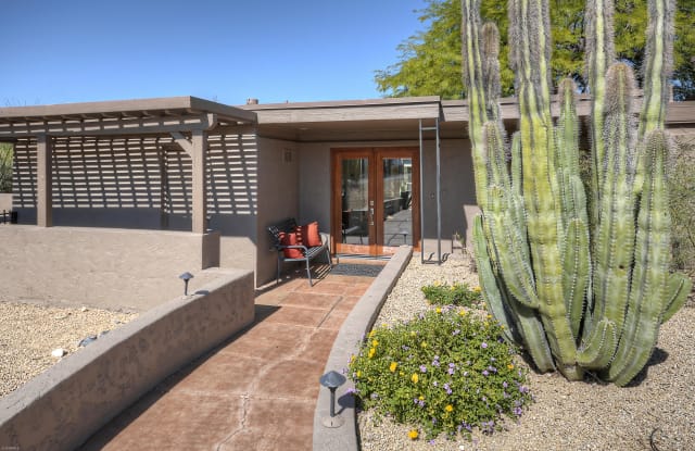 1039 E Boulder Drive - 1039 East Boulders Parkway, Scottsdale, AZ 85266